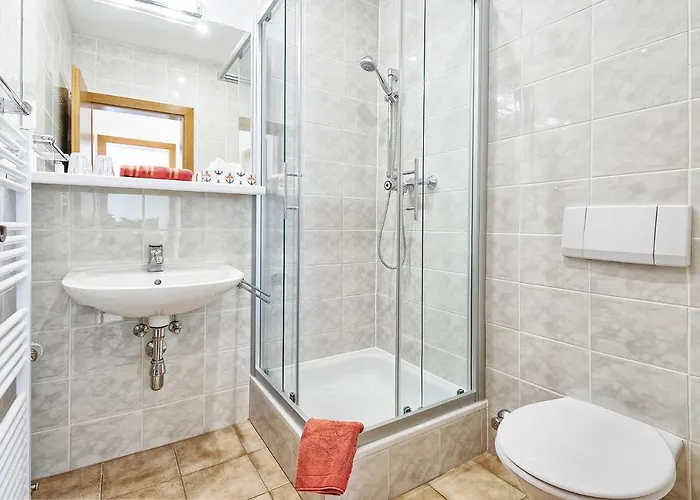 بيت ضيافة Theresienhof Petschnitzen